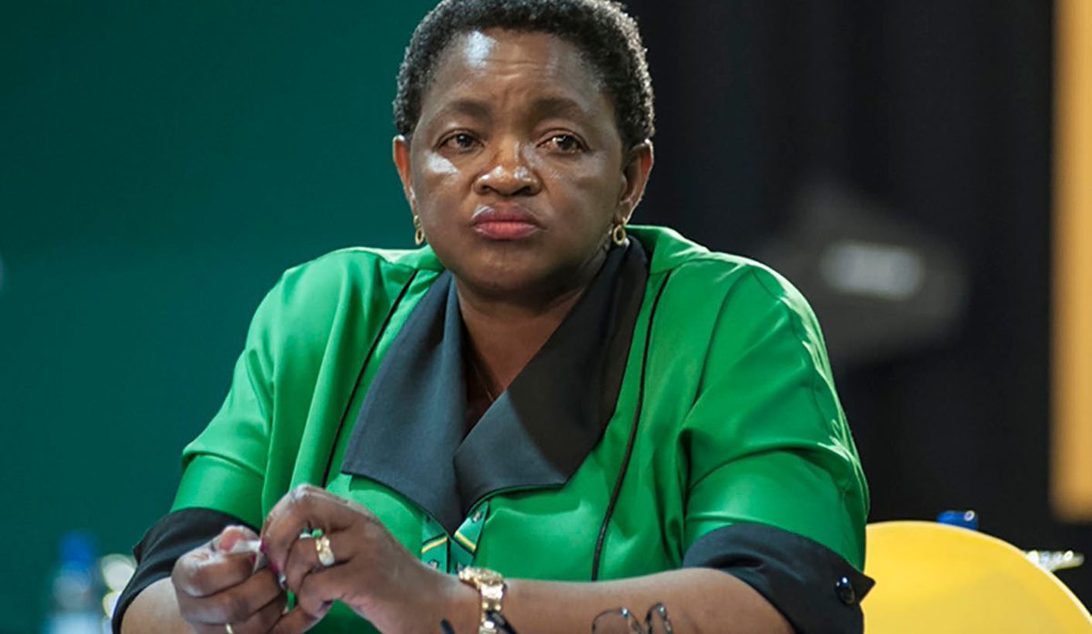 dailymaverick's tweet photo. #ANCdecides2017 Analysis: Women’s League does no favour to serious problems in ANC gender agenda By REBECCA DAVIS @becsplanb https://t.co/2SFzy0Qn4L https://t.co/rljMBMKZTH