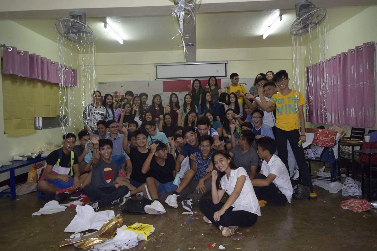 NeustLabhigh's tweet photo. 💙💛 https://t.co/T0zyVnfhhj