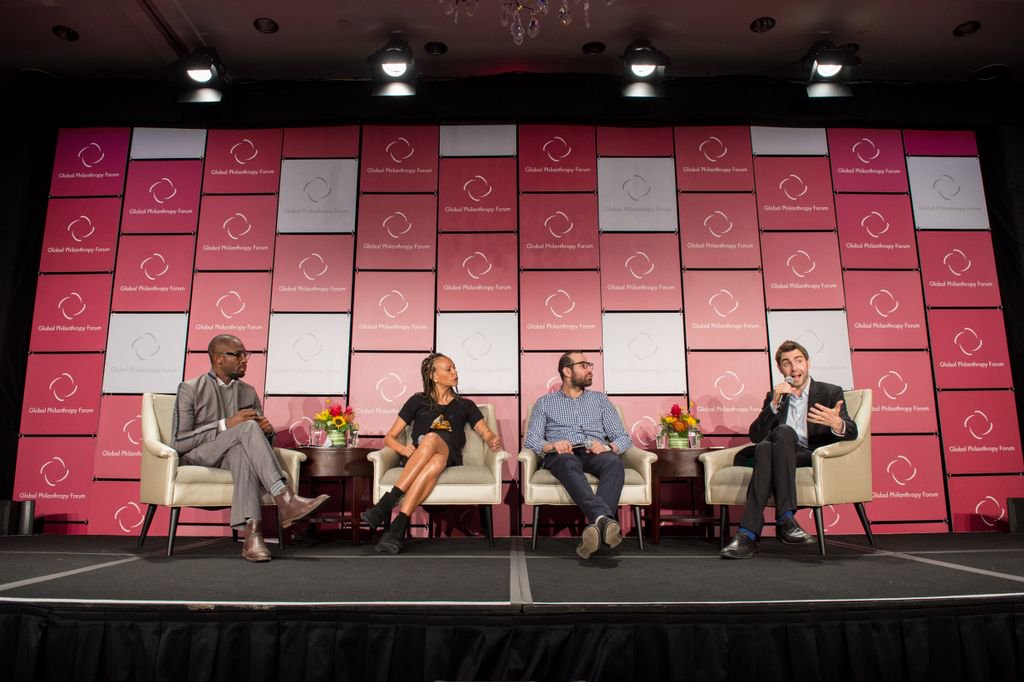 janewales's tweet photo. .@world_affairs' latest podcast is now available to download! Uzodinma Iweala, @3z0ooz @brattray, @MalikaSaadaSaar talk about "Trust, Identity Politics and the Media" at #GPF17. Subscribe to World Affairs for this discussion and more: https://t.co/0pTqYeUk05 https://t.co/ZjFhQbB4Ir