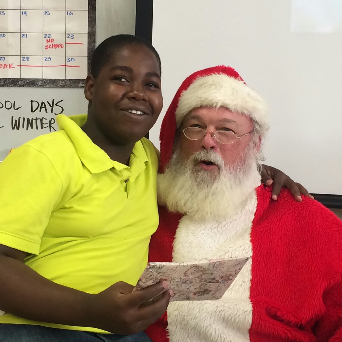 AP_Lawrie's tweet photo. Thank You Santa for Visiting Boca Middle! @BRCMS_Principal @BocaRatonMiddle https://t.co/KVehLoMwo2