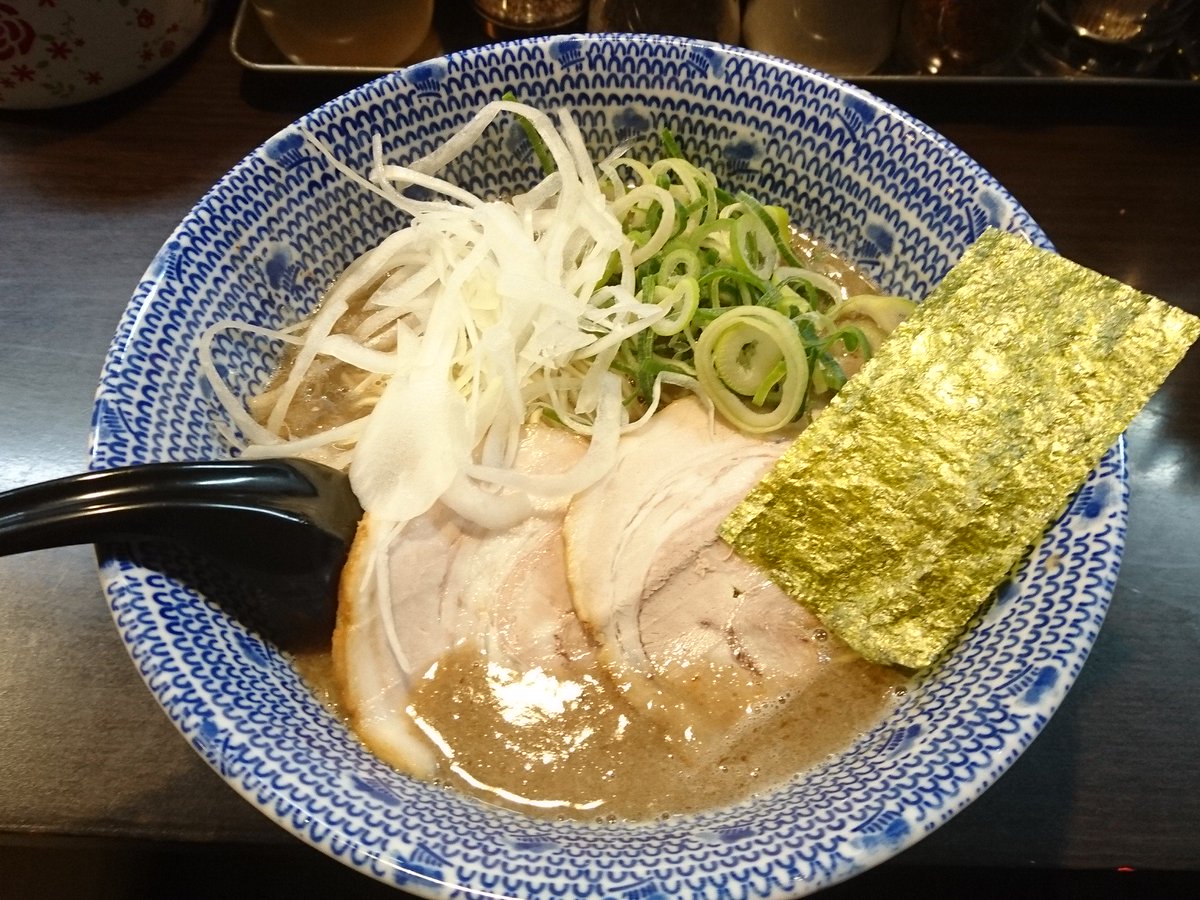 Uzivatel ラーメンくれは Na Twitteru 本日12月日 水 からの限定 とん塩魚介ラーメン ご来店お待ちしておりますm M ラーメン くれは 西東京市 田無