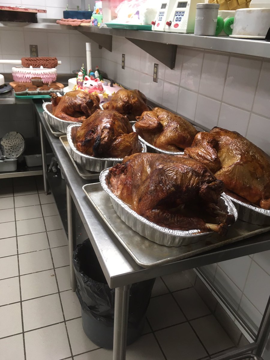 The kitchen elves are hard at work creating a beautiful dinner for Friday… Hope you have bought your ticket! Five dollars buys you a lovely feast! <a href="/LCHS_SU/">LCHS RamsLeadership</a>