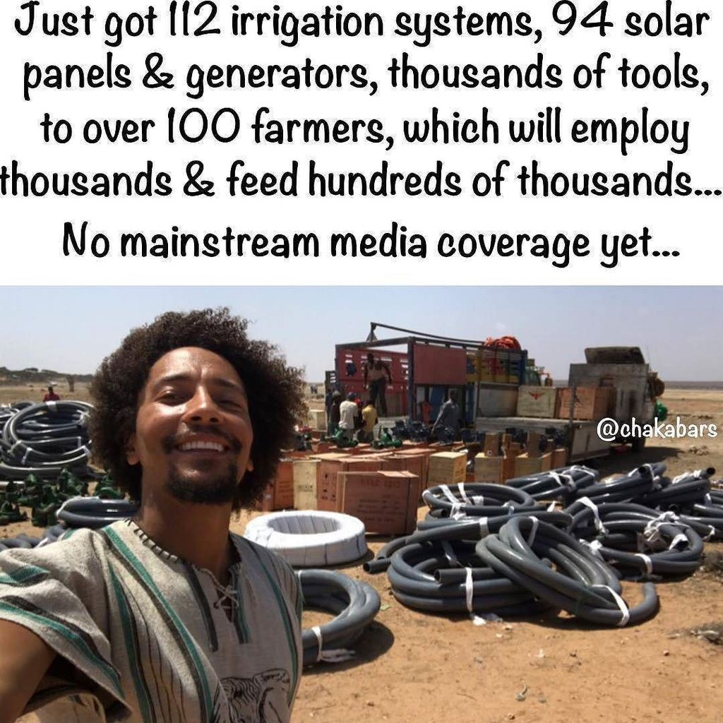 Sheena_Neil's tweet photo. Supporting @chakabars
All the way.  Check out his progress on the Somalia sustainability project.  He's doing amazing things thanks to the People. 💜💜💜
In Somalia where they told me it’s too dangerous to go... This is why I keep saying we have to be o… https://t.co/iq43pPPEpd https://t.co/Zme8atiEAl