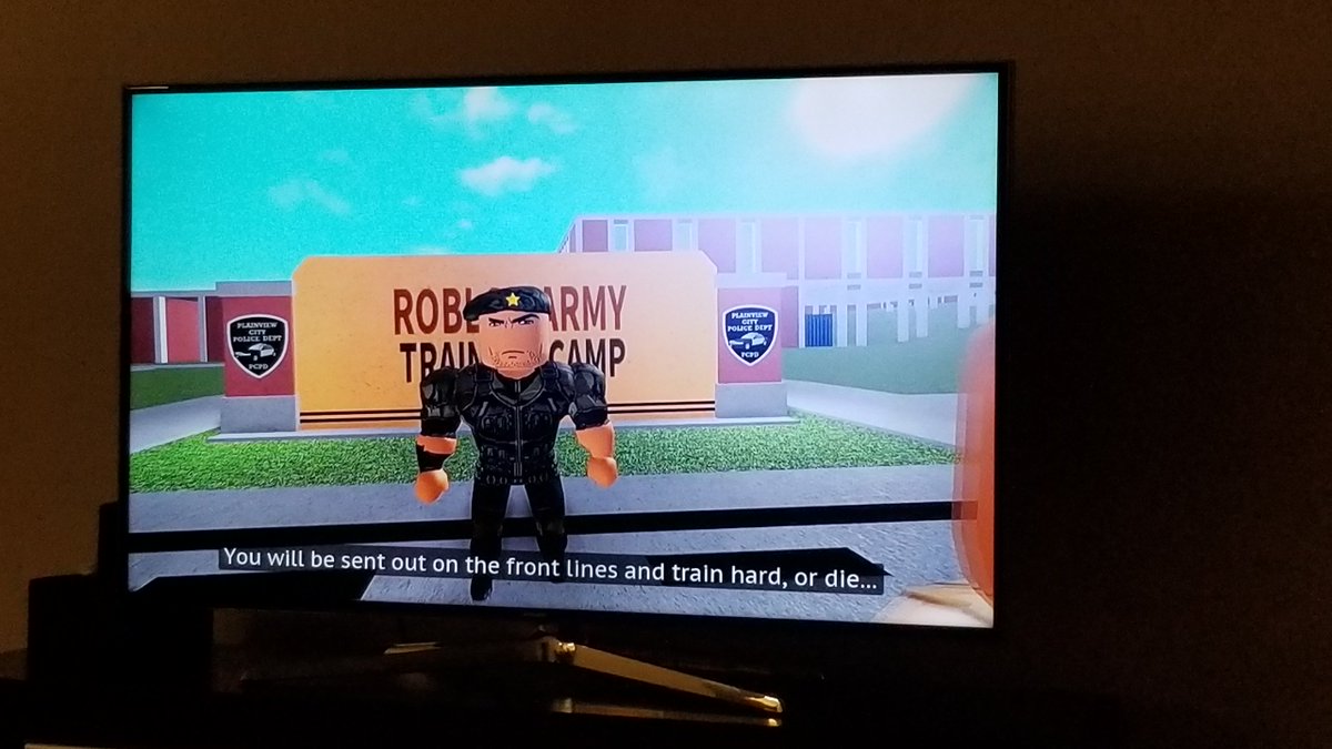 pose0524's tweet photo. @ObIiviousHD When your too lazy to watch on phone... https://t.co/TFqSddn01i