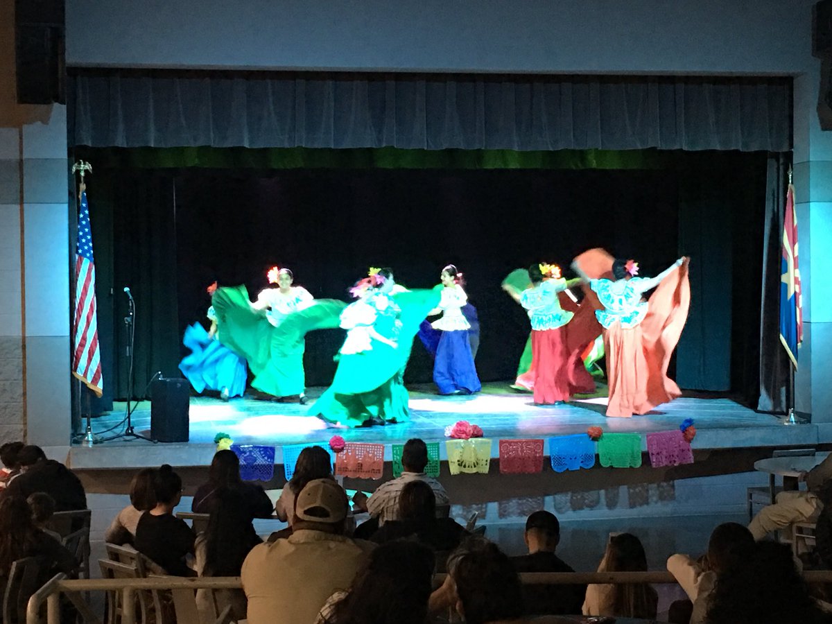 stifoe's tweet photo. McCorkle Academy’s first Noche de Baile Folklórico. Outstanding! https://t.co/1eUNJ5fo5X