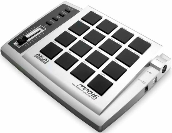 ninevoltjpn's tweet photo. 【 #ヤフオク ！1円オークション情報 📣⚡️ 】

完全売り切り🌟最落無し1円スタートで
『AKAI　MPD16 MIDIパッドコントローラ』出品中👑✨

▷ https://t.co/vFYmZ21mUo 
⏰終了時間:12/20(水)22:42⏰
🔵現在価格：2,101円 
#16LEVELS #ドラム #FULLLEVEL #最大32個のノートをプレイすることができる https://t.co/sMfWwoRPcE