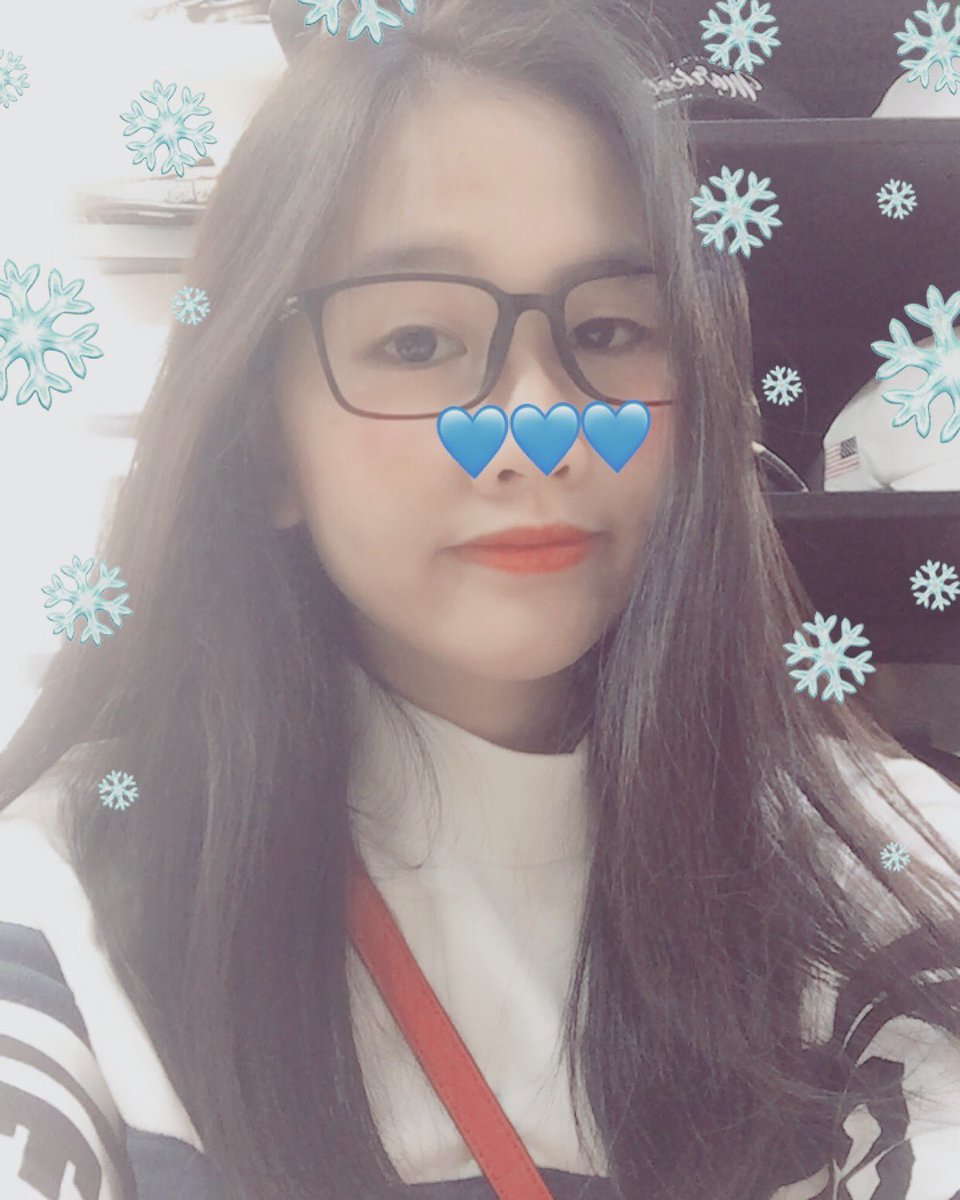 Btpham5's tweet photo. lạnh quá lạnh quá🙄🙄🙄 https://t.co/3KeK3JzuVG