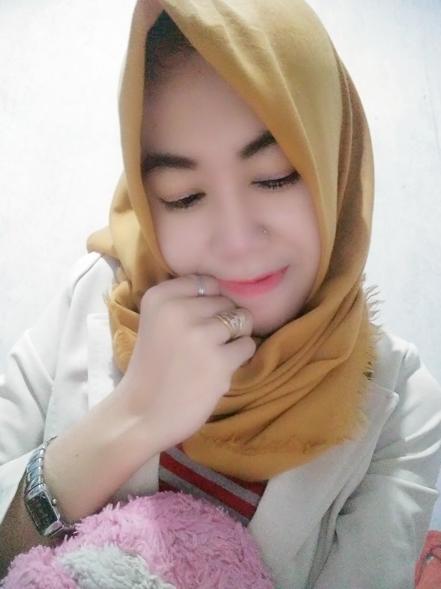 Meyakinkan diri agar lebih baik lg. Aq yakin tuhan akan mmberikan jln yg trbaik utk ku #KeepStrong