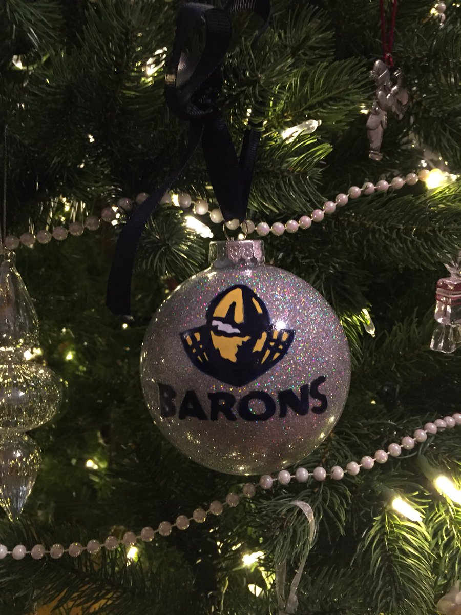 Bedford_Barons's tweet photo. Love my new @Bedford_Barons ornament!! Thank you @PeeweeAAABlues #BaronBling #2Faves #ClassyCrewThoseBlues https://t.co/bSwSUSNBX9