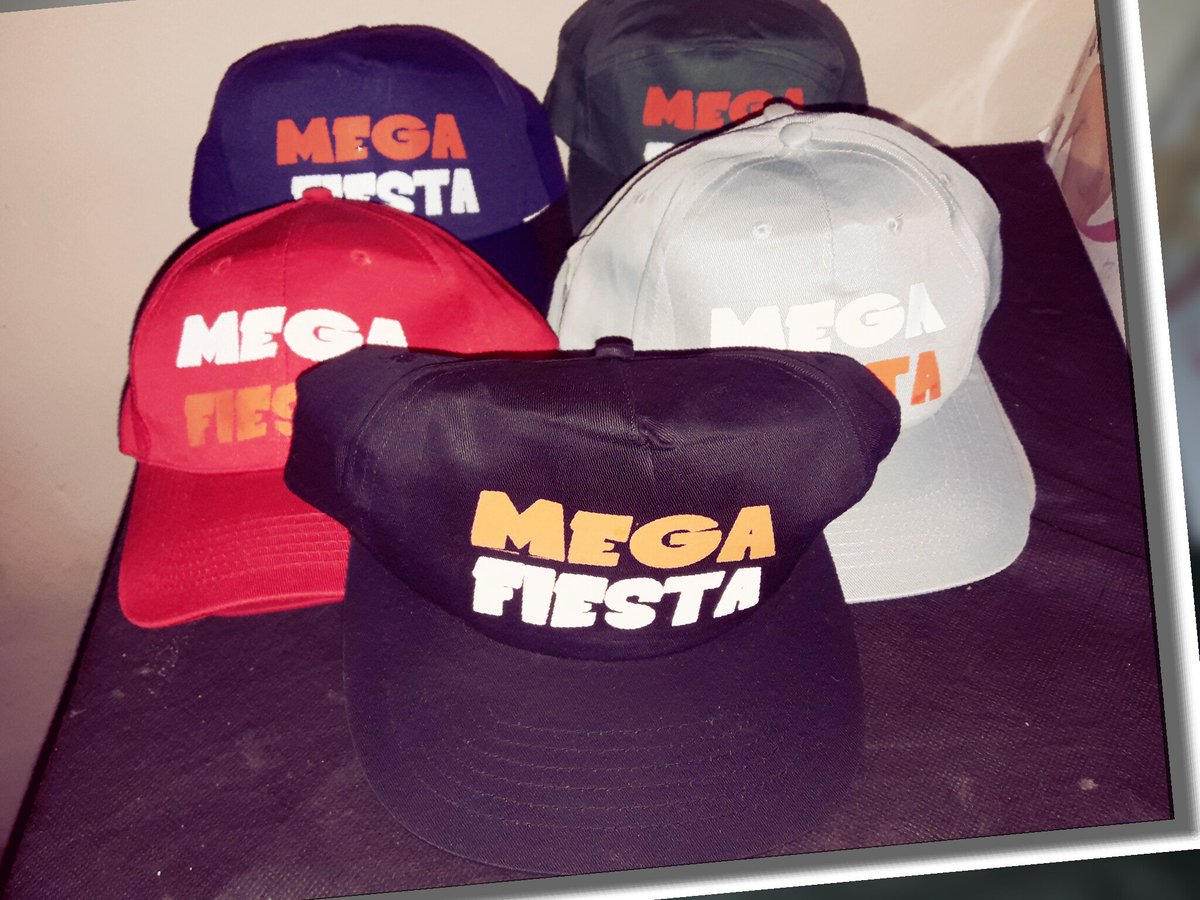 FcnMegafiesta's tweet photo. ☡Llegaron las Gorras🎩😍 Se el primero en ganarte una👌😊
Seguí estos pasos:
● Citar Twitt
●Busca nuestra fan page y suma tu 🖒.
●Compartí la foto desde facebook. 

Y Leeesstoooo... Mucha suerte¡! 
Sorteamos: 20/12/17 a las 22 hs.👌 https://t.co/EAhdXzLfeI