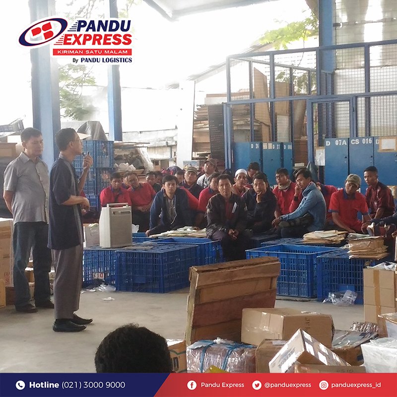#PanduExpress siap mengantarkan paket ke mana pun suka-suka ke seluruh nusantara sesuai dengan keinginan dan kebutuhan Anda. Masih ragu menggunakan jasa kami? #BersamaPandu #JasaKurir #JasaEkspedisi #JasaPengiriman