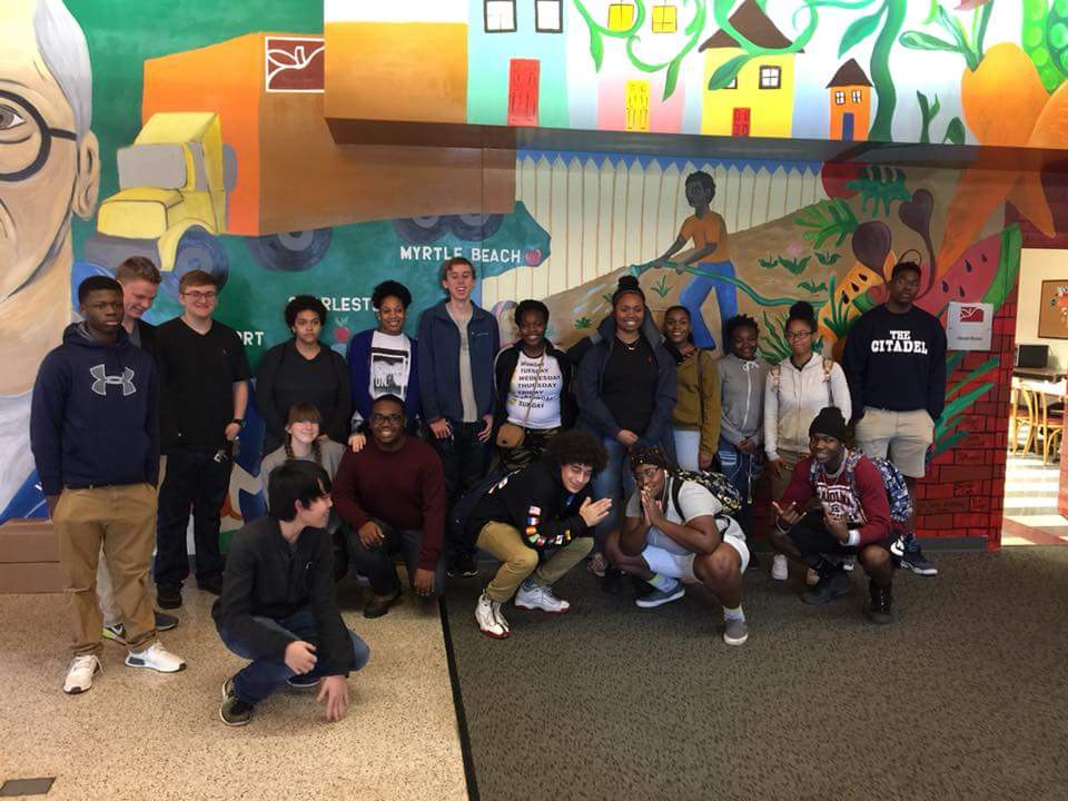 CCSMS2day's tweet photo. Thanks @LCFoodBank for inviting our scholars to pitch in today during STEMester. #3500poundsoffoodmoved #Charleston #love4ccsms https://t.co/uBOguAr6d1