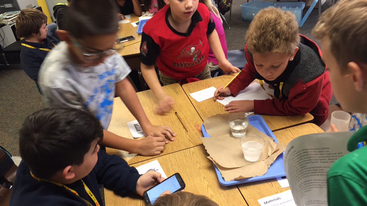 katlynkline90's tweet photo. Loved seeing my students work together while making observations during our class science project! https://t.co/XNi8fVH9N8