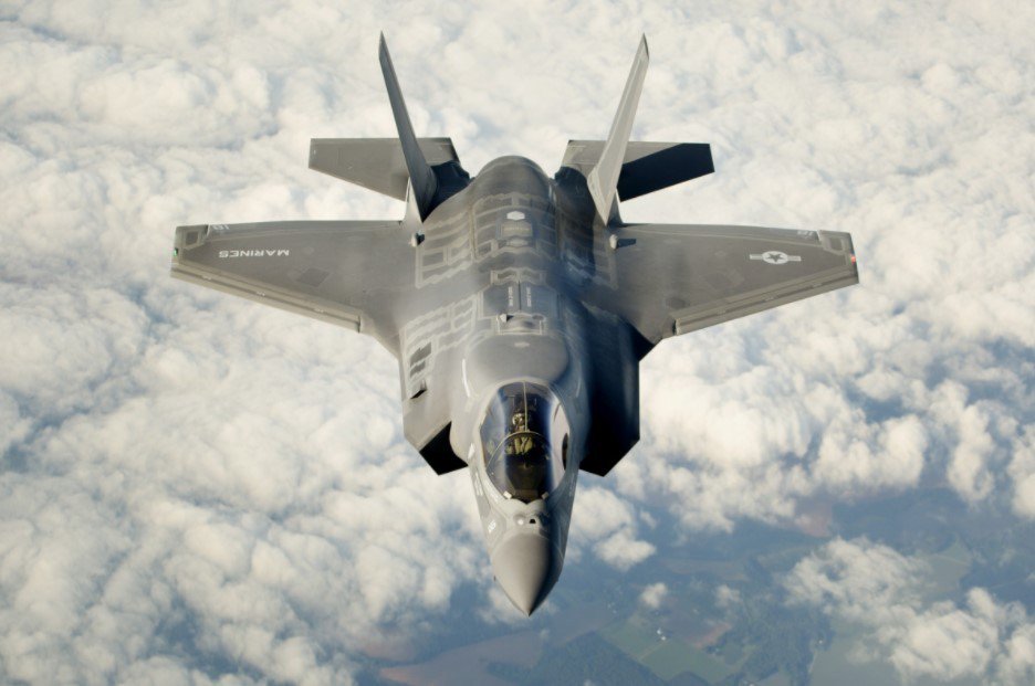 socmed_epic's tweet photo. F-35 Bakal Ketinggalan Zaman dengan Kemunculan Pesawat Generasi Ke-6
https://t.co/jXHwDaecYt

#Garda #GardaNasional #F-35 #KetinggalanZaman #Pesawat #Generasi #KeEnam https://t.co/dLZgs9H759
