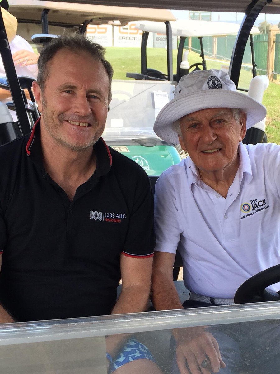 Hammo46's tweet photo. A giant of Australian political life #BobHawke again starred at @TheJack_CC with a stirring rendition of Solidarity Forever followed by #WaltzingMatilda https://t.co/dBepHPS25b