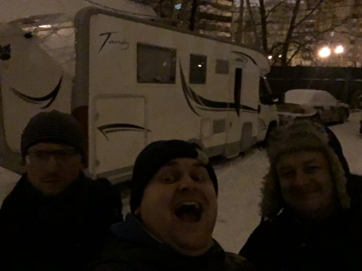 yakudzablr's tweet photo. 24 часа. 3 страны. 4 компаньона. Нет времени объяснять - у меня автодом. https://t.co/1npwbEOXZh