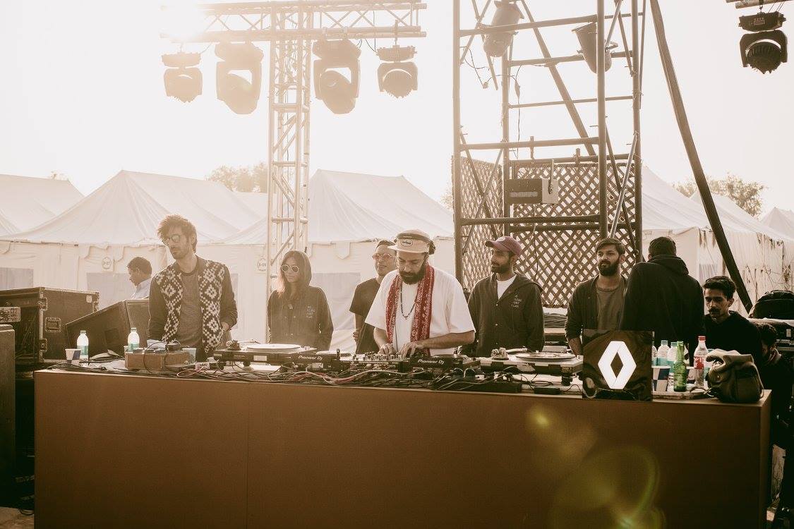 It's a family affair at #boxoutwednesdays tonight with Boxout Soundsystem freshly returned from opening 3 days of incredible music at <a href="/magneticfields/">Magnetic Fields Festival</a> --&gt; goo.gl/g1j53C