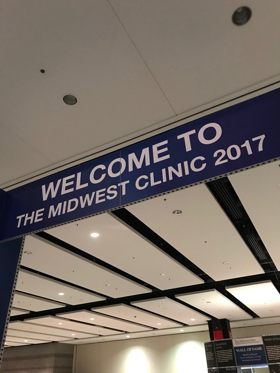 USAFBoMA's tweet image. Are you planning on attending the The Midwest Clinic? 🎺🎷🥁 Stop by The United States Air Force Band booths 1531 and 1532 to meet some incredible Air Force Bandsmen from around the nation! 🇺🇸@midwestclinic 
 #usafbands #themidwestclinic #musiceducation #musicisgoodforyou