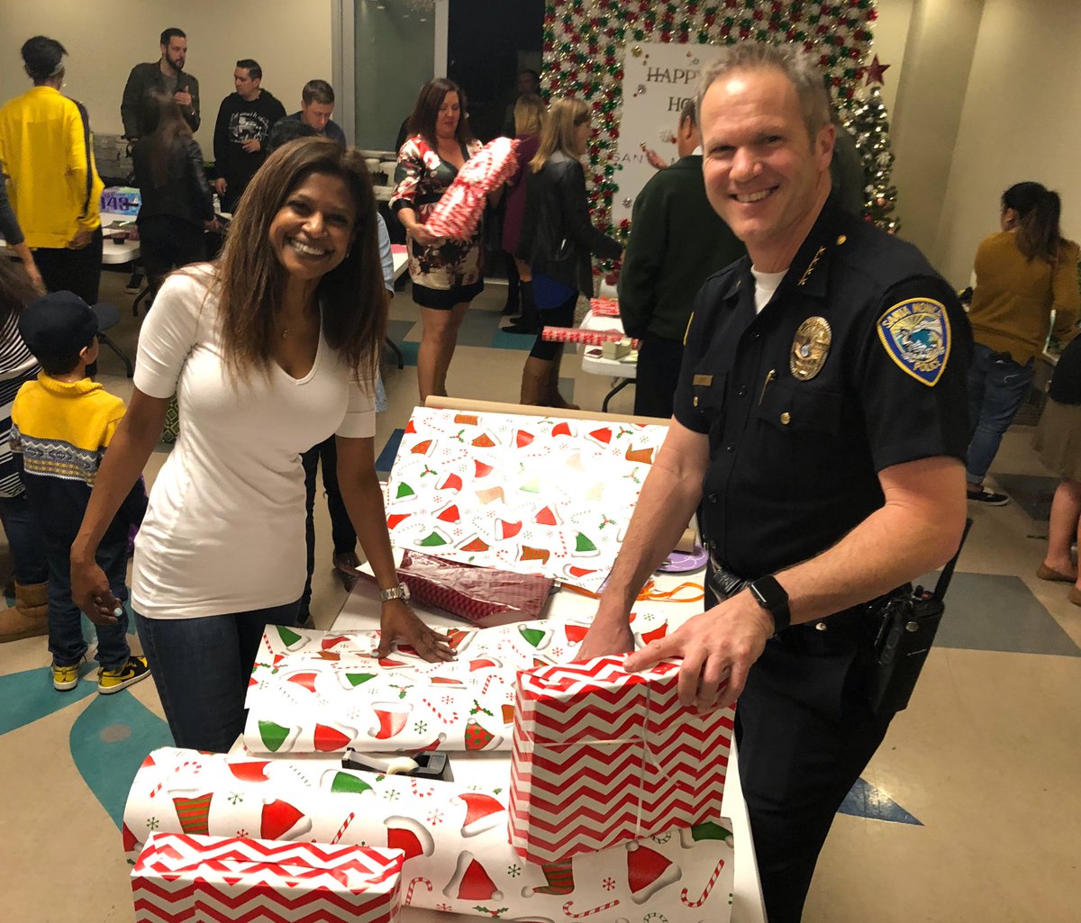 Thank you SM Place for hosting the #PAL Wrap Party. Always great to get together with our community to help our kids. Happy Holidays!!