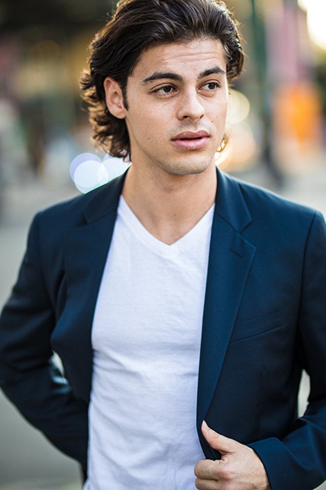 MichaelMatteoRo's tweet photo. Very happy to announce I've cast @ChrisPetrovski as the lead title character in my feature film "CHASE" - Chris is a class act and somebody I really respect in the biz - this is the beginning of the journey! #casting #featurefilm #Thriller #Director https://t.co/87cJI1fy3G