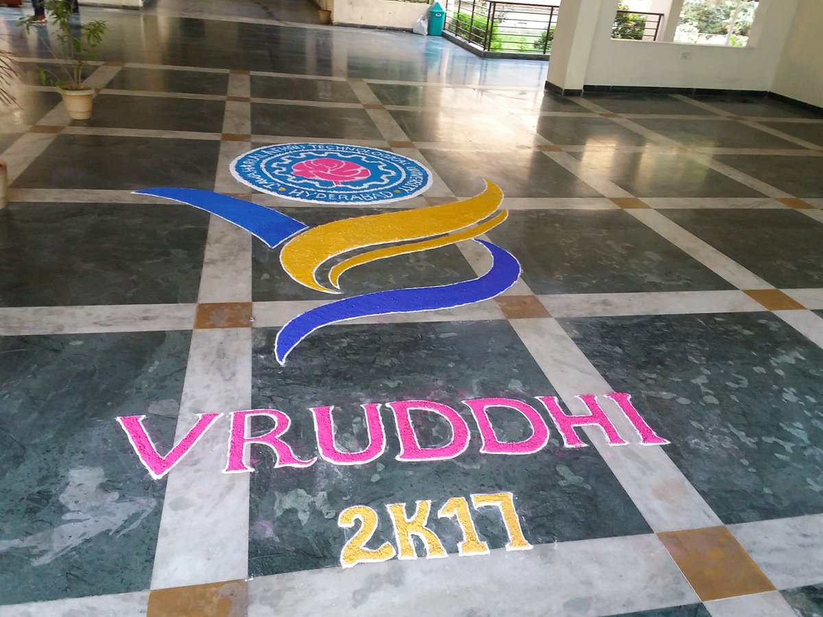 Vruddhi_2k17's tweet photo. "Team vruddhi welcomes all the delegates"
#vruddhi2k17
#managementmeet
#Rangoli
#Hyderabad https://t.co/1PhBdvnEvc