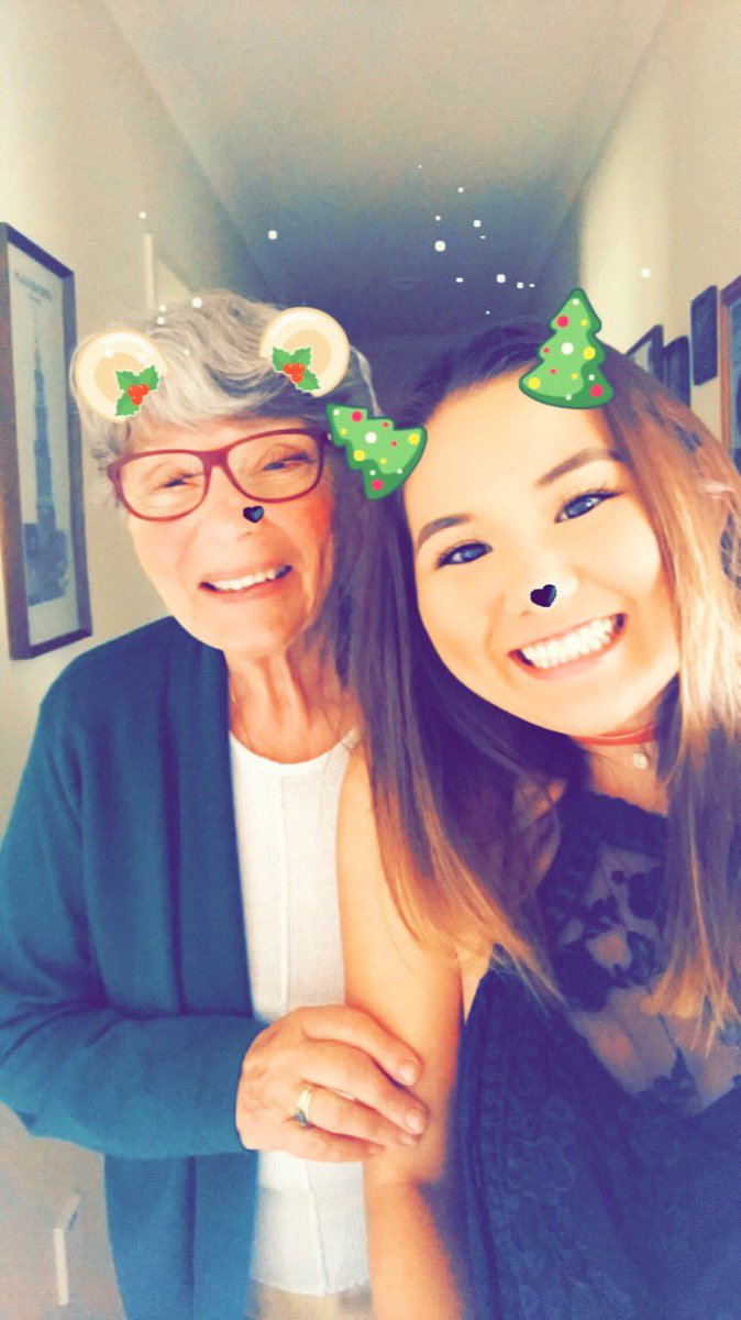 eliannnnad's tweet photo. Coffee & shopping w/ Oma bc I’m the ONLY girl on this side of the family✨ #princesseli https://t.co/4VMjW05dDz