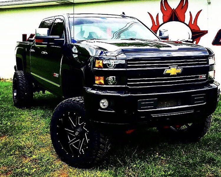 _LiftedTrucks_'s tweet photo. #Chevy https://t.co/FoLCU32Xbi