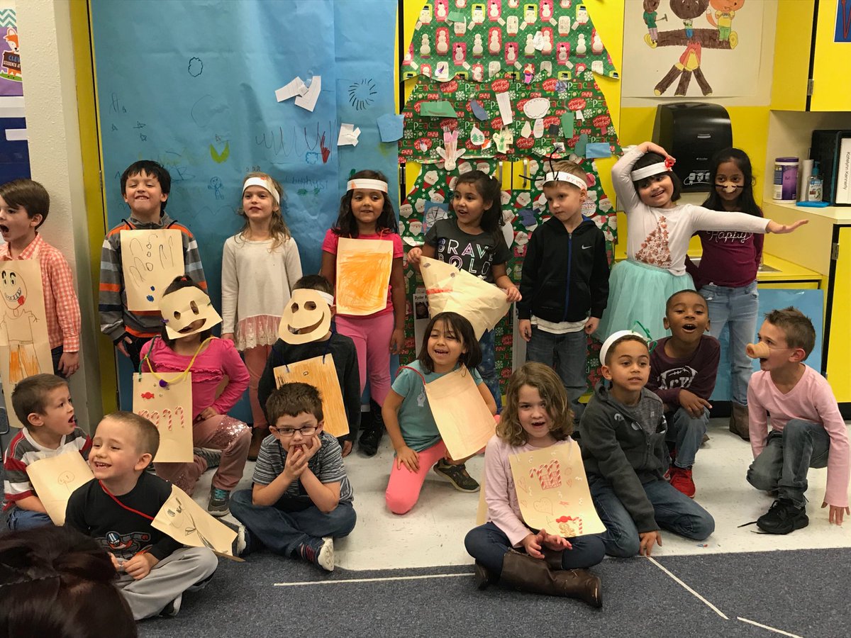 BorksBraves's tweet photo. The Gingerbread Babies was an adorable success!  Way to synergize Braves:) https://t.co/90r8suoERO