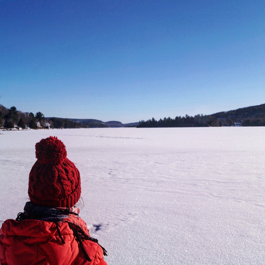 ConeixentMons's tweet photo. A penes 80km al #nord de #montreal es dibuixa un dels 500.000 #llacs que esquitxen #quebec. Sota els meus peus, el llac #Achigan convertit en un camp de #gel. #canada https://t.co/b3WW3Cv8Zp