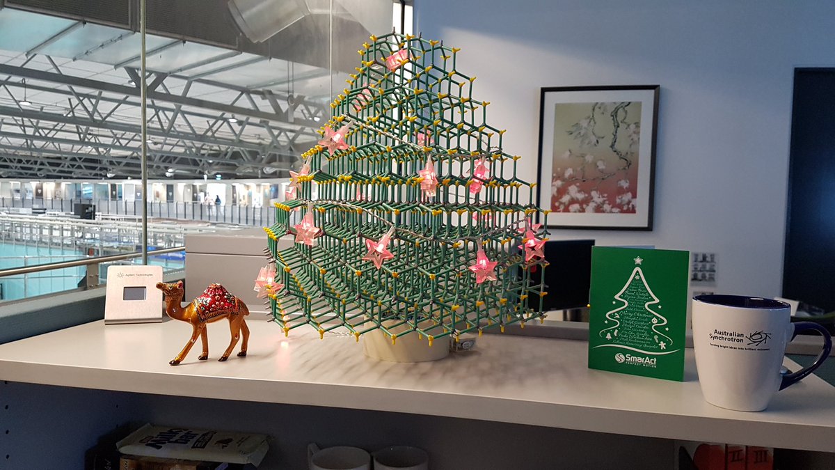 TreTreFlips's tweet photo. A #chemistree at the @ausynchrotron https://t.co/tAtYDrjTuw