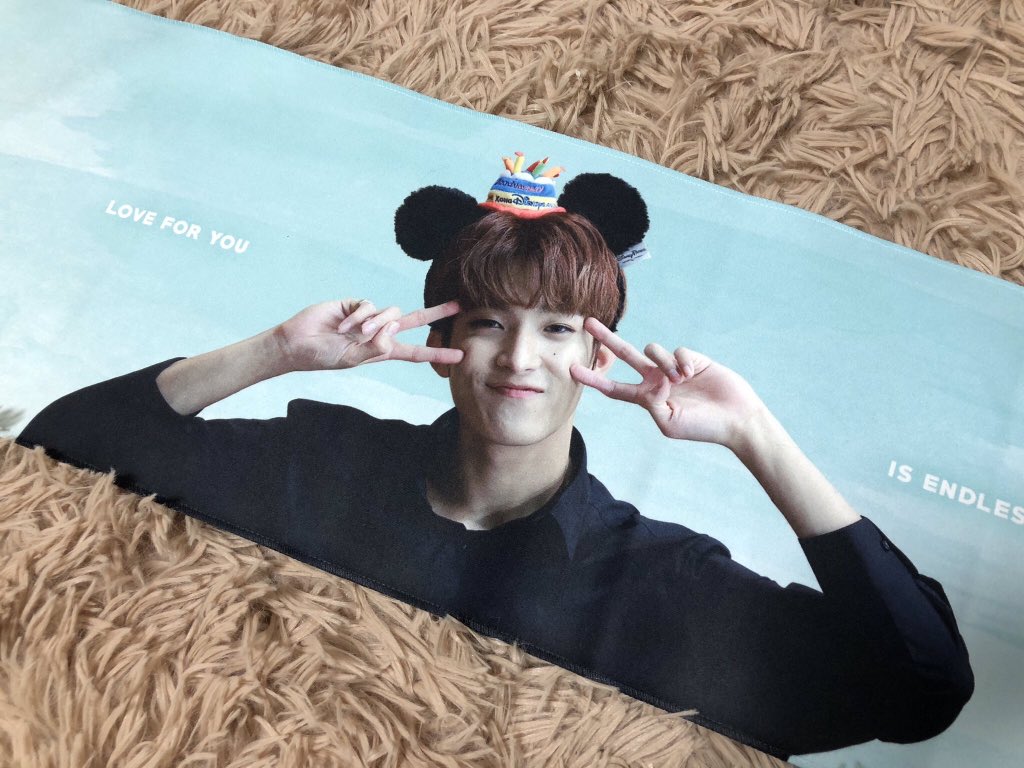 sgdokyeom0218's tweet photo. [SG GO]

➖
DEVILKIN 3rd Slogan💚
CHEERING KIT for DK 
@devilkin0218 

✌🏻도귀여미건✌🏻

➖
breathless moment 2018 
🐰CHEERING KIT for S.COUPS
@1995scoups 

🐰바니쿱스건🐰

https://t.co/U5O1lUCGja https://t.co/R2zR4tvyud