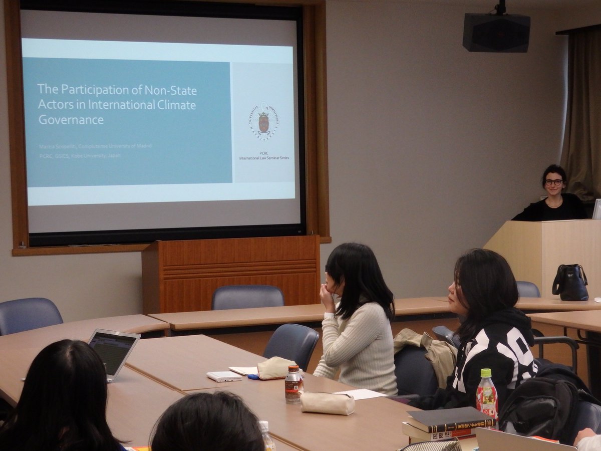 Marzia_Scope's tweet photo. Happy to share my research with @KobeU_Global students. International Law Seminar@PCRC #climatechange and #climatelitigations https://t.co/wnrXOrnDnQ