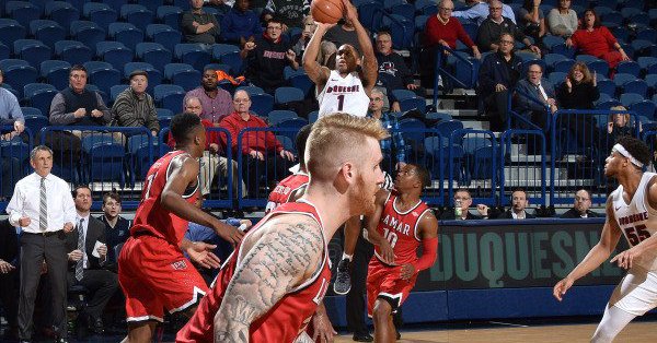 Duquesne rallies to knock off Lamar 65-64   12newsnow.com/sports/ncaa/la…