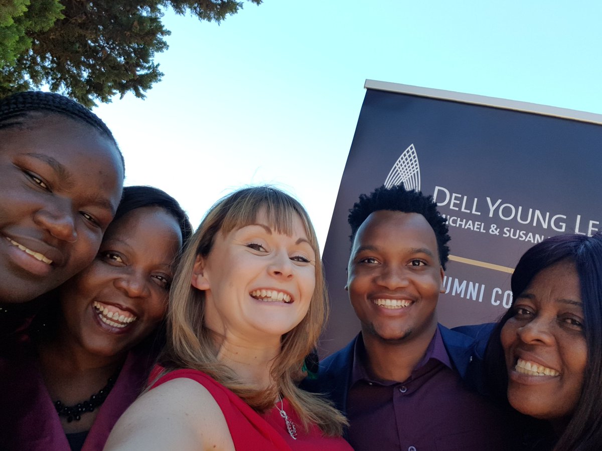 hm_vaughan's tweet photo. Best moments seeing #DellYoungLeaders graduate and celebrate with their families! #UCTGrad2017 #UCTgraduate #GraduationDay https://t.co/d2hmfrT9hh