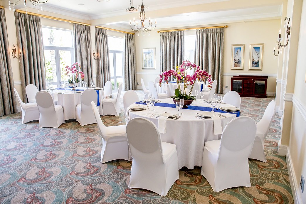 Join us for any last minute celebrations, year end functions or pre-news year’s eve event? Breakfast, lunch or dinner, look no further than our banqueting department, for a Free Venue Hire special just before we close off 2017!