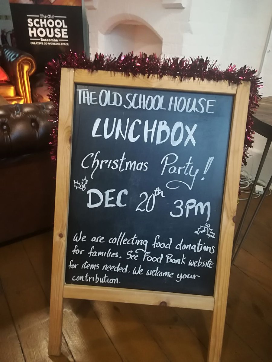 Today! We are celebrating Christmas with our coworkers and friends so pop in and share in the festive spirit! Remember we are collecting for the Food Bank as well. #Sharing #Christmas #coworking buff.ly/2BBtooK