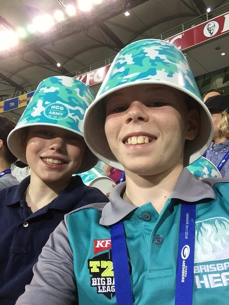 JodHubb's tweet photo. #BBL #GABBA #Turnuptheheat! https://t.co/NUcBOpHzz5