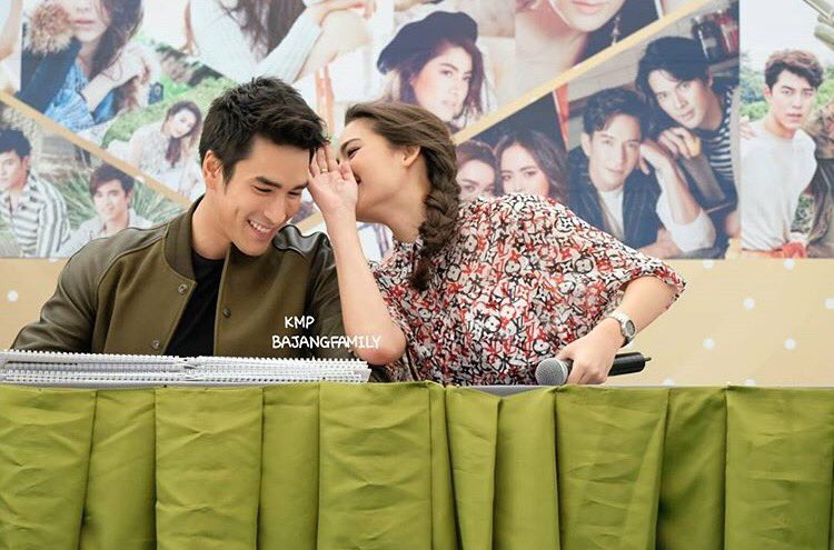 UnderbedDara's tweet photo. เบื่อสามีตัวเองได้ไหม วอแวจังงงง

/ไล่ไปนอนนอกห้อง 55555

#ใต้เตียงดารา #ณเดชน์ญาญ่า https://t.co/TuJIs4kjW9