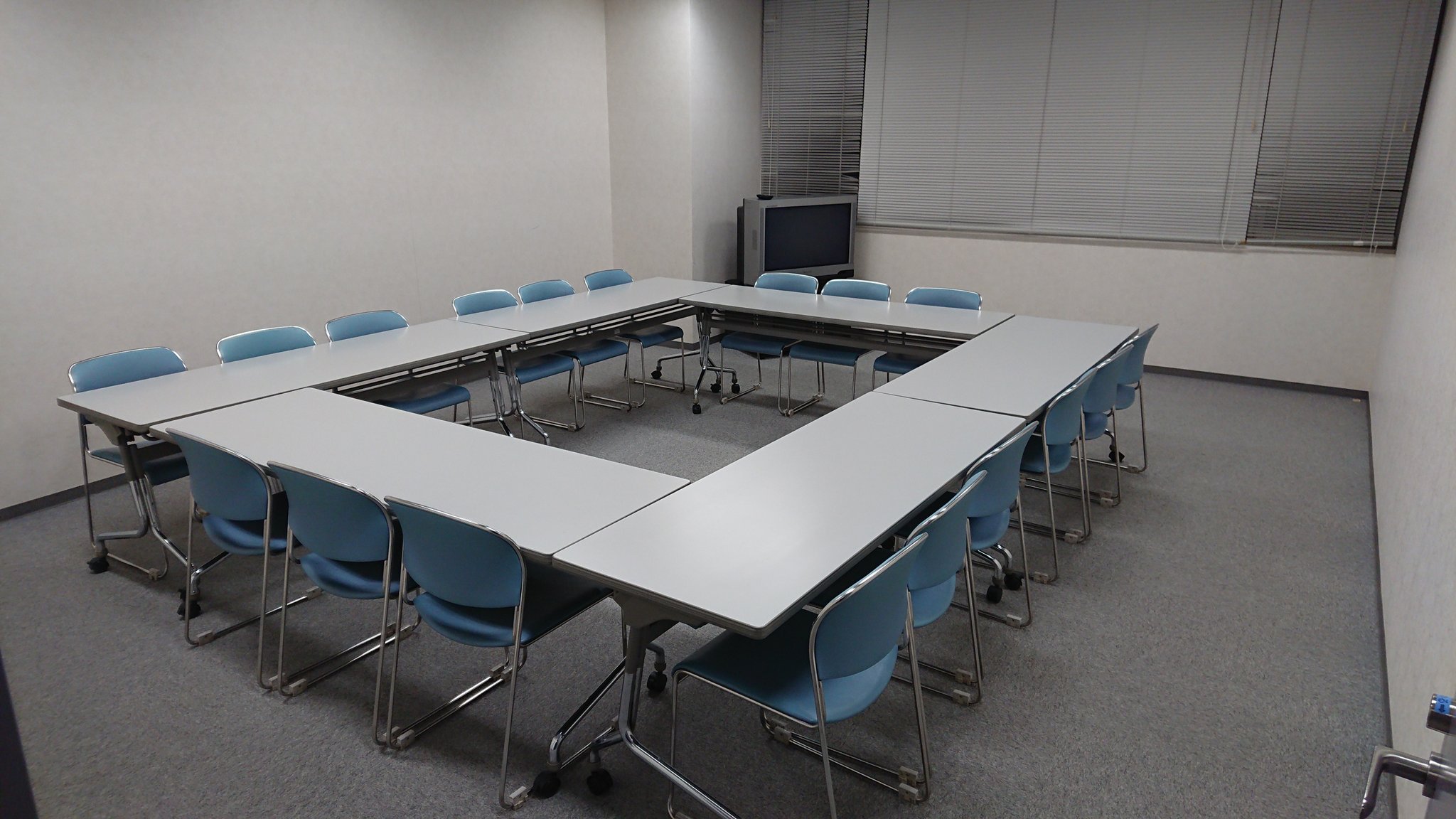 ノッポ 告知 金沢アナログゲーム会 日時 1月6日 土 10 時 会場 鳴和台市民体育館 会議室 金沢市鳴和台285 参加費 500円 ボードゲームの持ち込み大歓迎 駐車場あり 参加しようと思っている人は いいね をしていただけると主催者としては