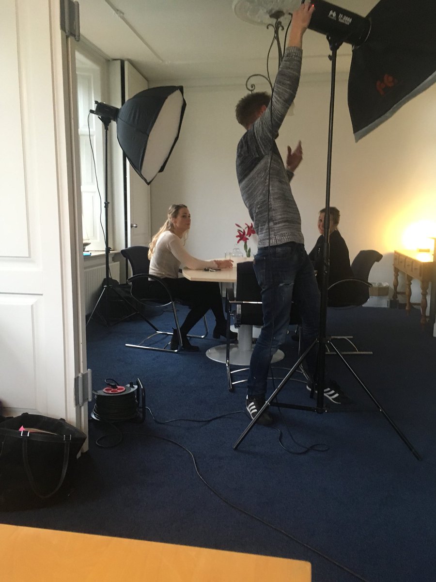 Arielengkeek's tweet photo. Te gast bij Meijer Advocatuur in #Amersfoort. Fotoshoot voor de website. https://t.co/mlyllgmHx9 https://t.co/Msl1Mj7wec