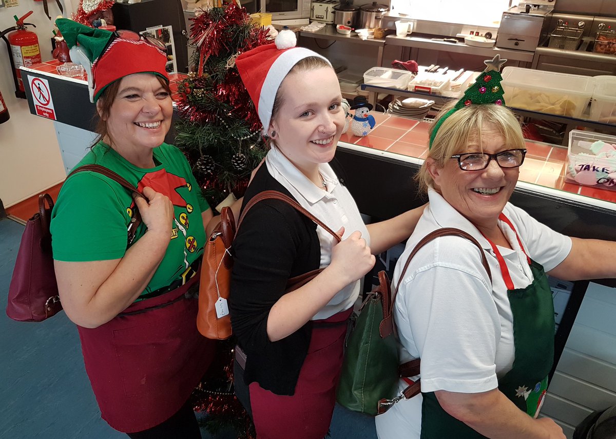 David Viggers (@lansonhandbags) on Twitter photo Day 9 of our #12bagsofchristmas here at <a href="/Lansonhandbags/">David Viggers</a> #ThankYou <a href="/Sandiepie1Cafe/">Pie Stop Cafe</a> #fryup <a href="/Love_Launceston/">LauncestonCornwall</a> @thecornishthing #MerryChristmas Day 9 of our #12bagsofchristmas here at <a href="/Lansonhandbags/">David Viggers</a> #ThankYou <a href="/Sandiepie1Cafe/">Pie Stop Cafe</a> #fryup <a href="/Love_Launceston/">LauncestonCornwall</a> @thecornishthing #MerryChristmas