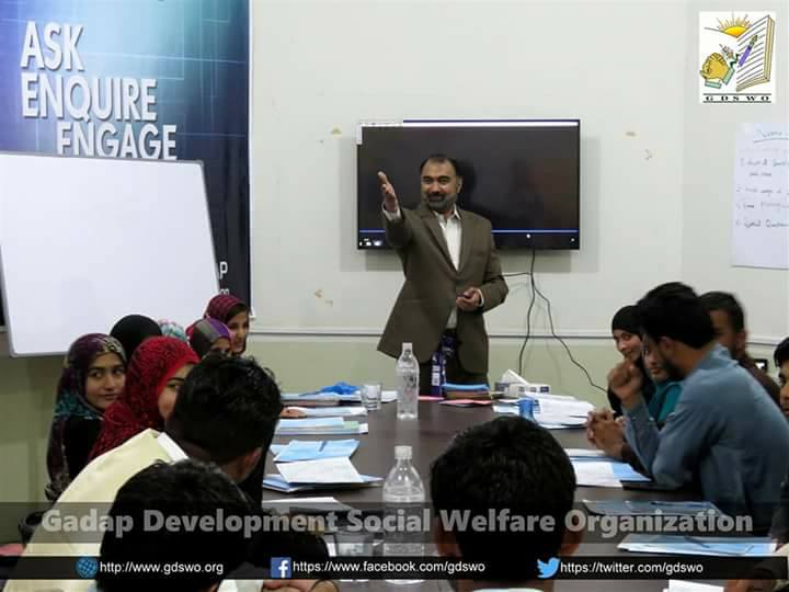 gdswo2's tweet photo. 4th day of Career Counseling Session at Konkar Public Library Gadap, organized by Gadap Development Social Welfare Organization.

Facilitator Mr. Saad Masud

#YouthDevelopmentProgram #GDSWO https://t.co/7OnhPRZvxL