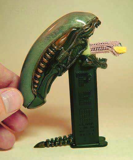 Todd_Spence's tweet photo. Alien Pez dispenser. Awesome. https://t.co/RlbJPtdwHU