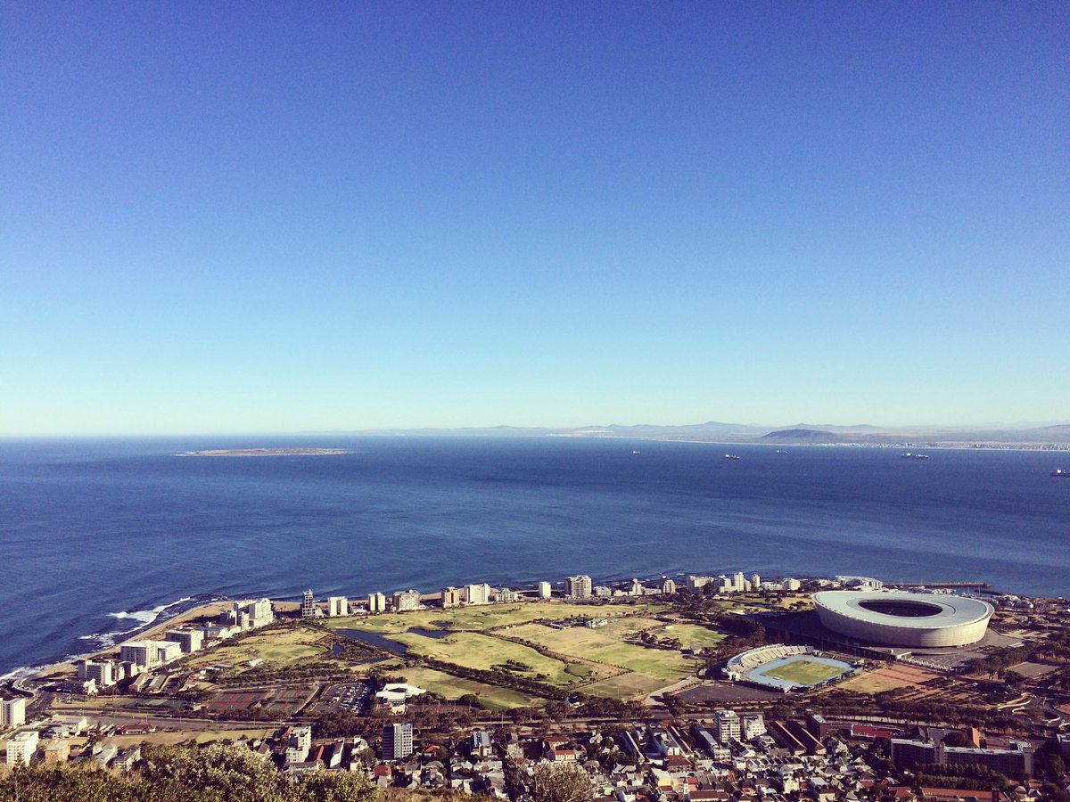 Clear skies for miles