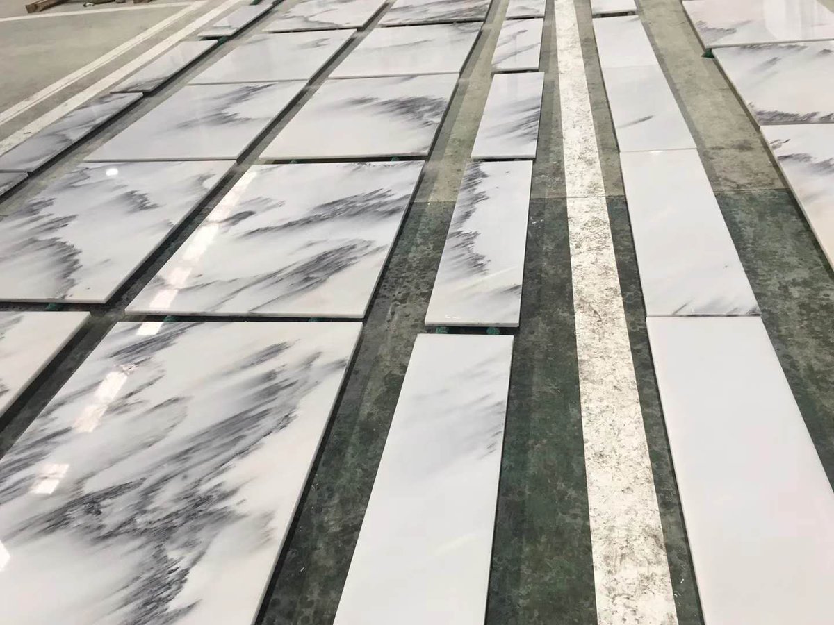 Marble_tileslab's tweet photo. #whitemarble #whitemarbletile #marbletile #marble #tile #stonetile #marblestone #naturalstone #marbleflooring #marblefloortile #flooring #floor #floortile #polishedmarble #flooringtile #bathroomtile https://t.co/HlgkatUee3