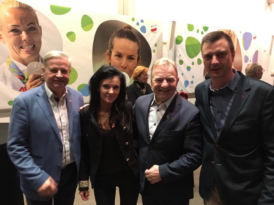 SupersnowSA's tweet photo. Christmas Eve meeting of the Board of the Polish Olympic Committee with the prenence of Supersnow and PZN representatives. #PZN #PKOl #supersnow https://t.co/bpuOAqAJ2r