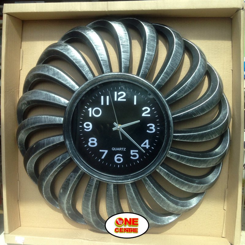 OneCentreStore's tweet image. From desk clocks to artful wall clocks, Long case/ grandfather clocks and everything in between, there are many ways to accent a home using functional, decorative timepieces.
Stop by the store to shop our variety of timeless wall clocks
#wallclock
#decorativeclock
#timepiece