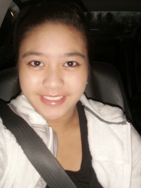 serranosaursrex's tweet image. But bc of makeup tutorials all these tween girls are skipping the awkward years 😫