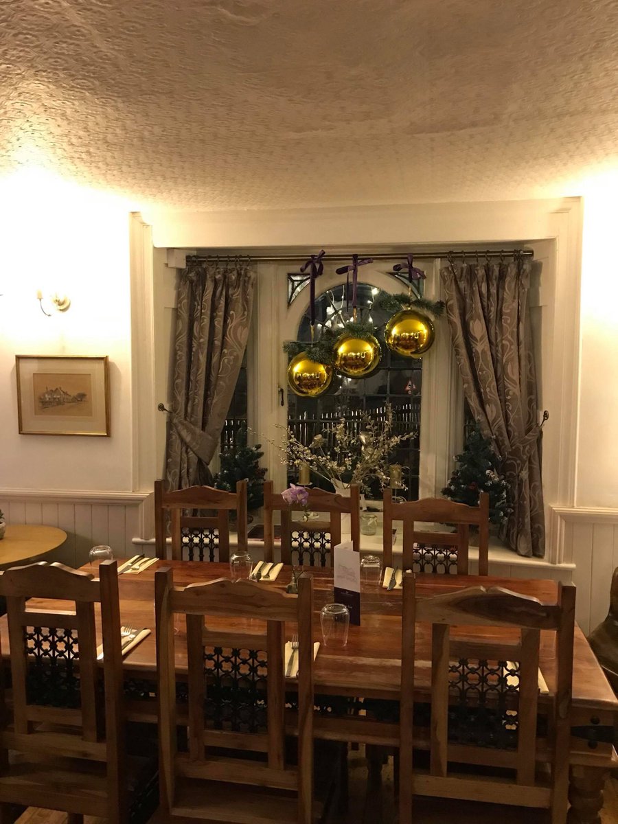 6 sleeps 'till Christmas!