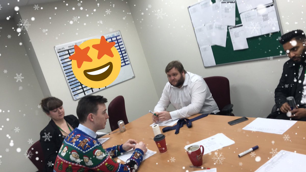 EnterpriseNotts's tweet photo. Brilliant morning meeting by @DavePrestage today! Sharing great ideas on keeping our fleet safe at christmas https://t.co/O5Bww2kNFC